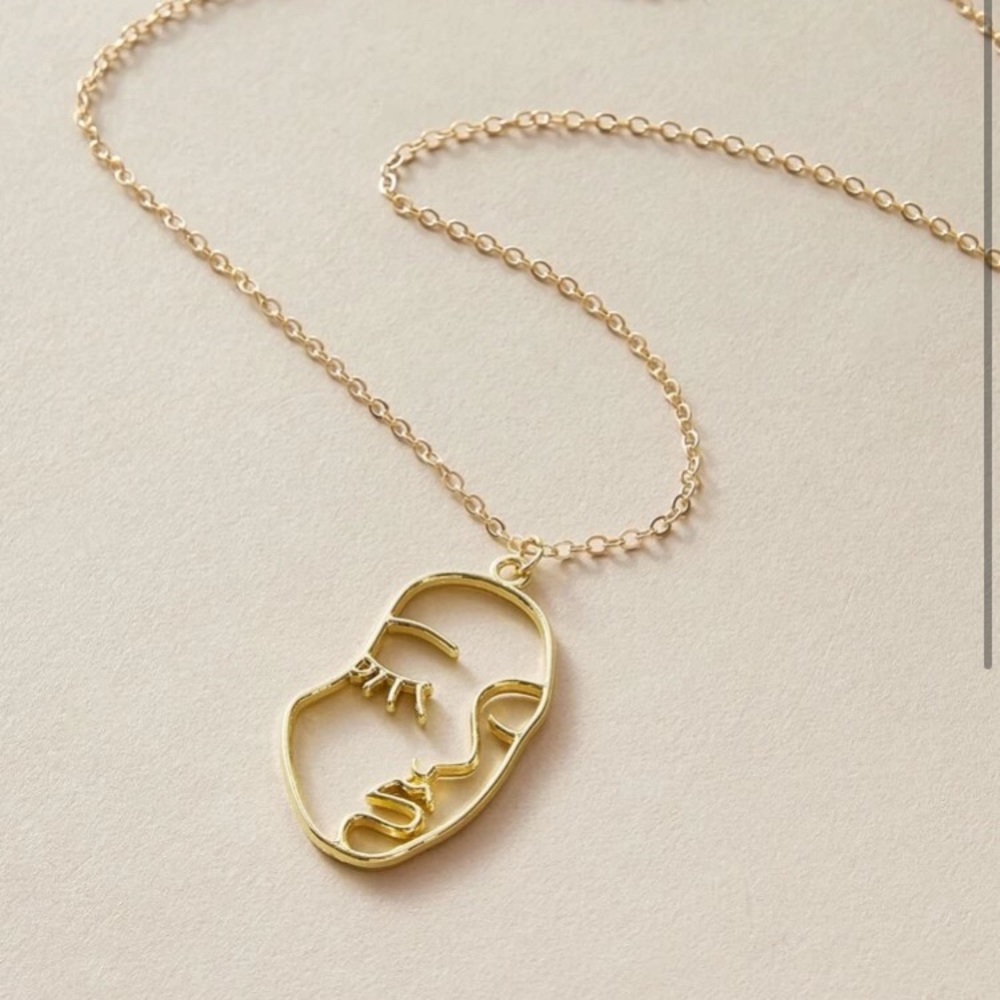 cute face necklace!